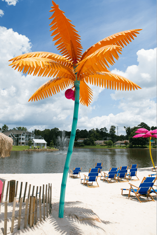 lakeside-village-metal-palm-tree